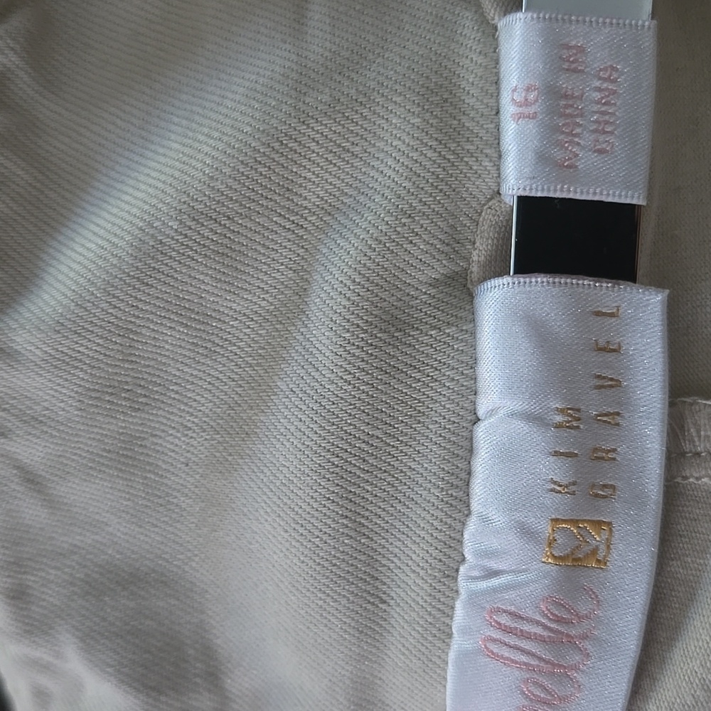 Belle by Kim Gravel TripleLuxe Twill Tulip Hem Skort In Sand Bar - Picture 6 of 7